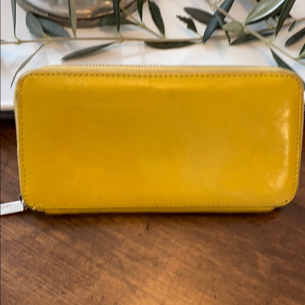 Hobo Zip Around Wallet